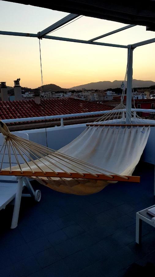 Sonne & Meerblick Aus 40 Grad Heissem Whirlpool Geniessen - Zentral Am Hafen Und Dennoch Ruhig Cala Ratjada  Kültér fotó